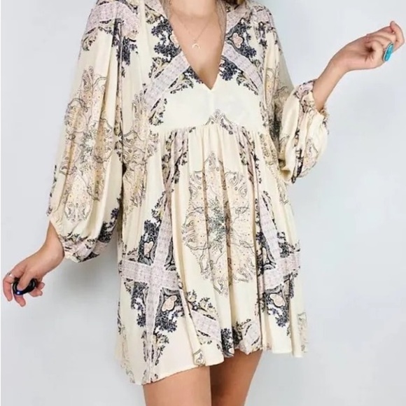 Free People Girl Talk Printed Tunic Top XSmall XS Ivory
Excellent condition. - Picture 6 of 12